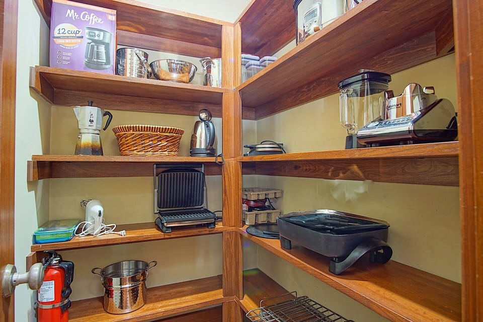 House, Multiple Beds, Pool Access, Mountain View (4 Br: Sanctuary 11) | Private kitchen