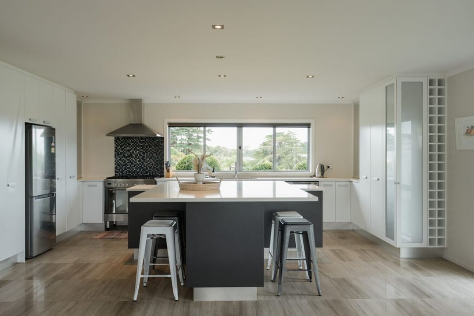 Large chef`s kitchen