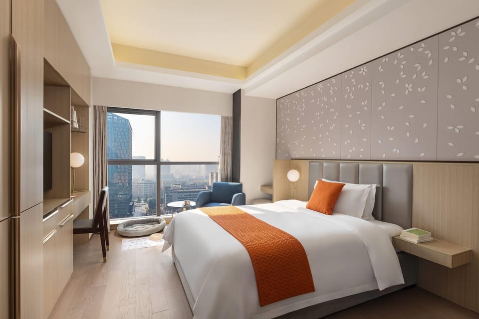 Room, 1 Queen Bed, Non Smoking (Pet-friendly)