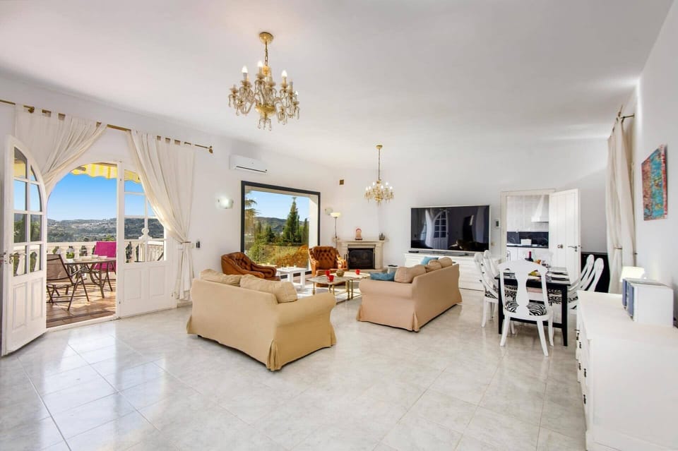 Villa Paisible image