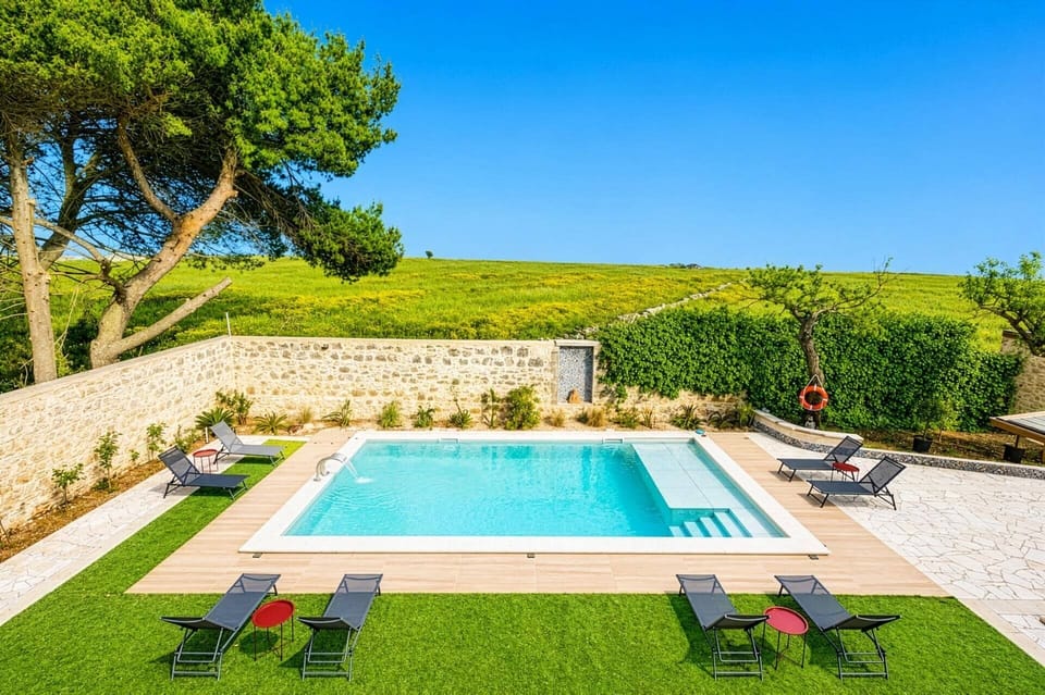 Villa Amira image