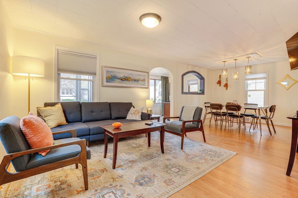 This open floor living space is great for coming together with the whole group.