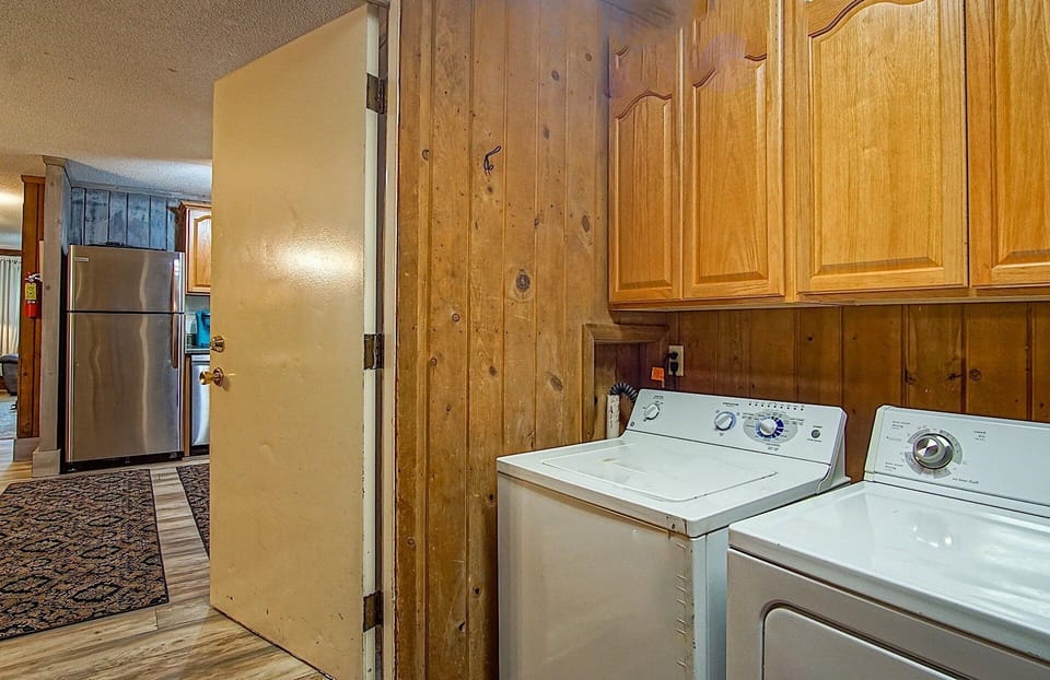 Condo, Multiple Beds, Pool Access, Mountain View (3 Br: TreeTop 27) | Laundry