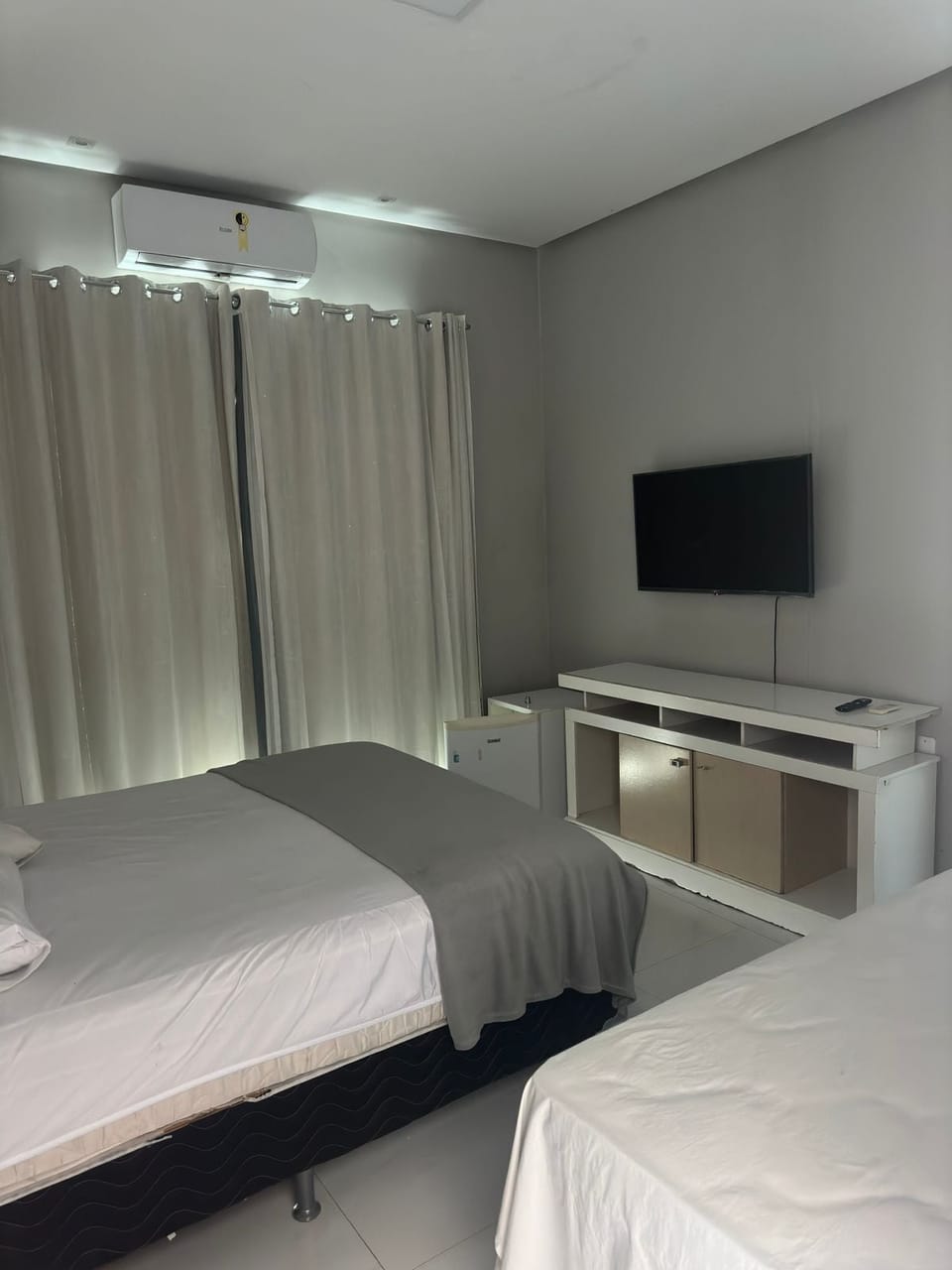 Deluxe Double or Twin Room, Lanai, City View