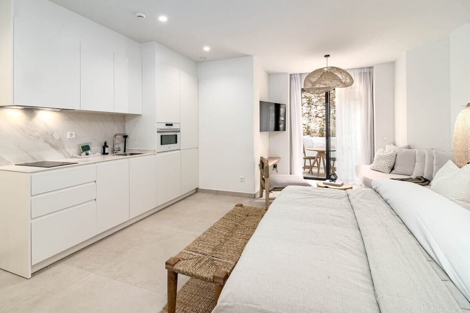 Apartment (1 Bedroom) | Interior