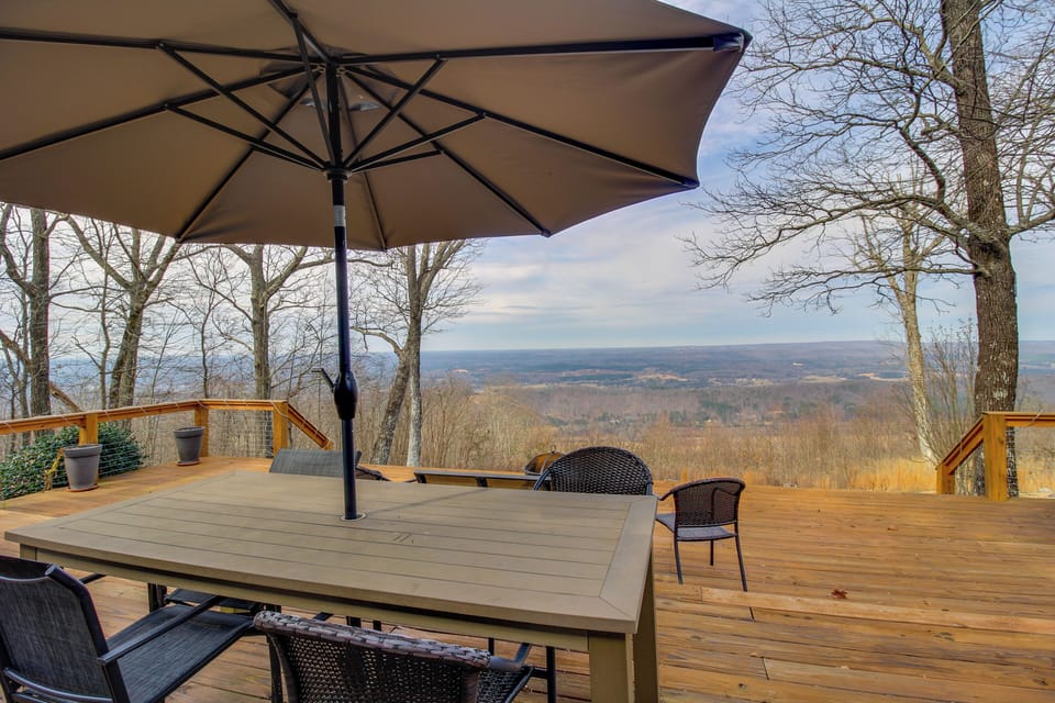 Mentone Vacation Rental | 2BR | 2.5BA | 850 Sq Ft | Step-Free Access