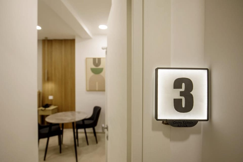 Standard Double Room, 1 King Bed | Minibar, in-room safe, desk, blackout drapes