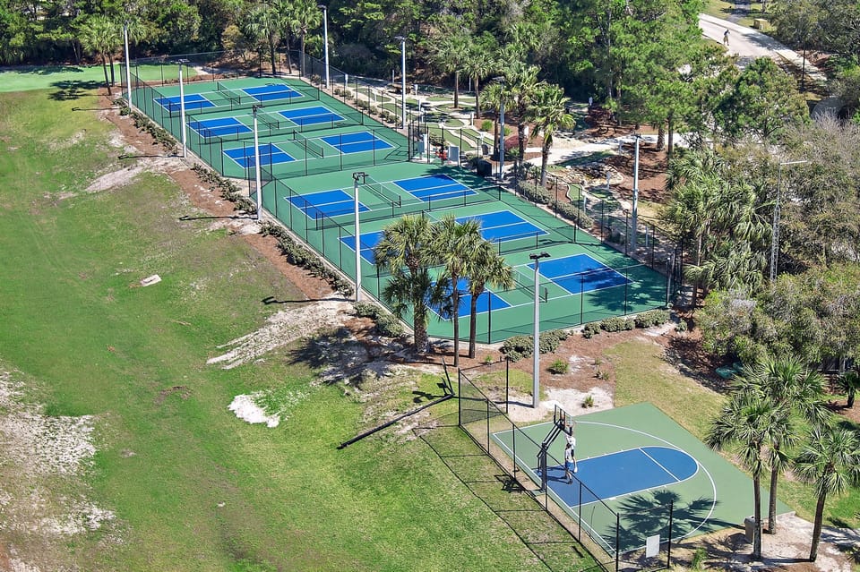Pickleball Courts