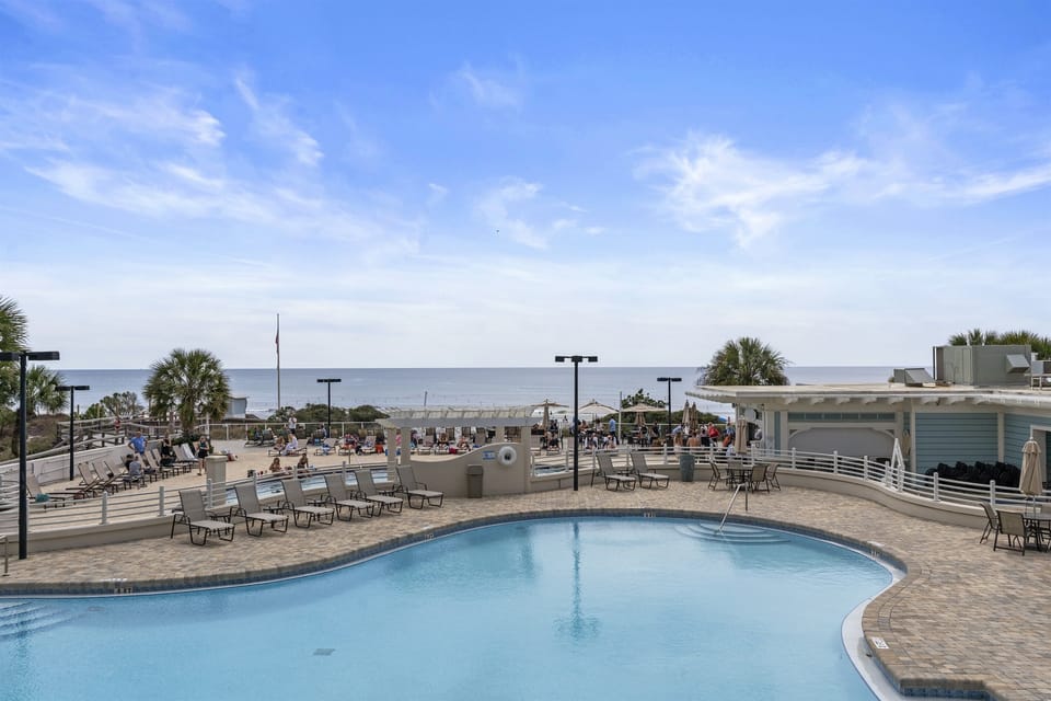 Tides Pool