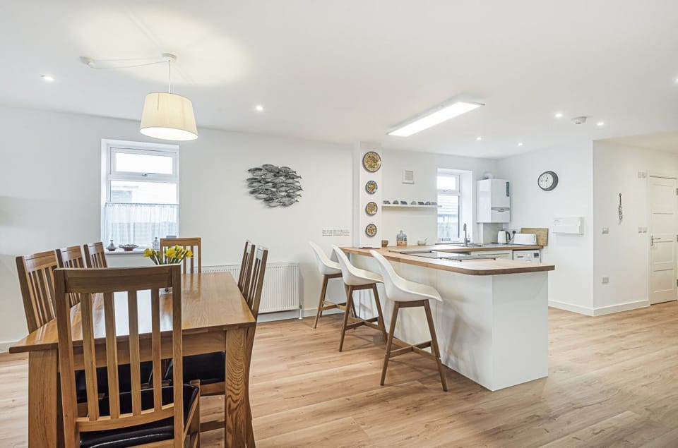 Spacious open plan kitchen / living / dining room