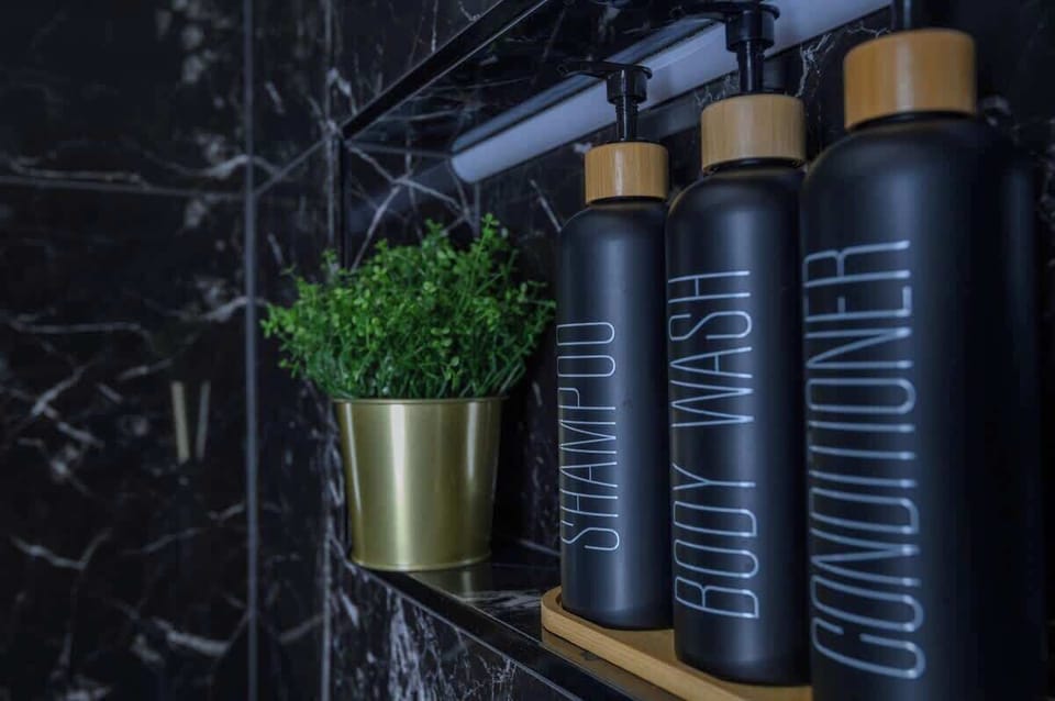 Bathroom amenities
