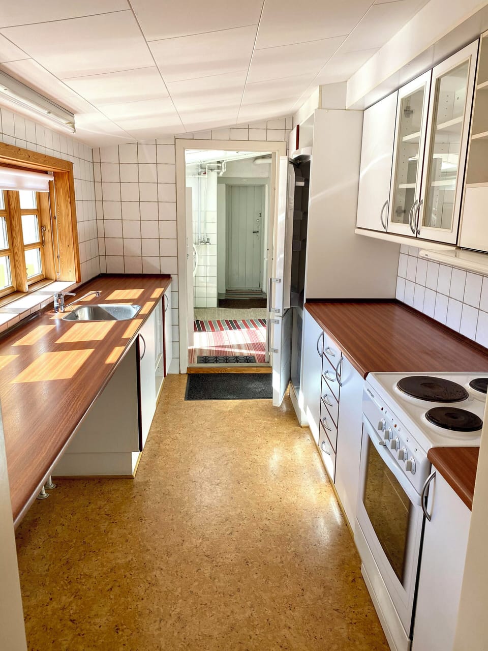 Family Townhome, Partial Sea View, Oceanfront | Private kitchen