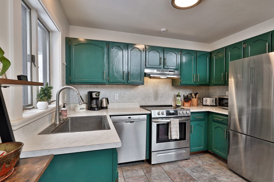 Well equipped kitchen