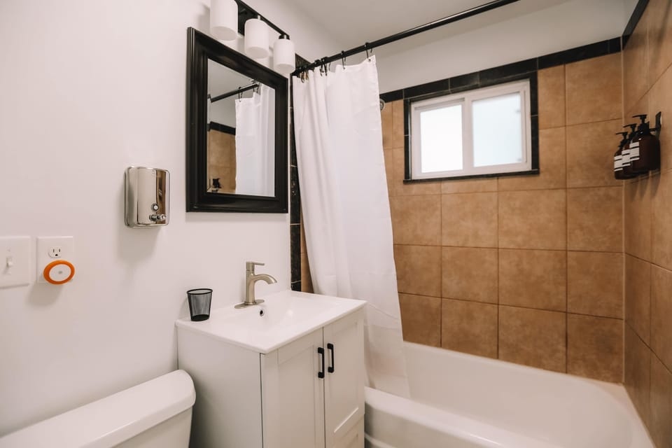 Upstairs Bathroom
