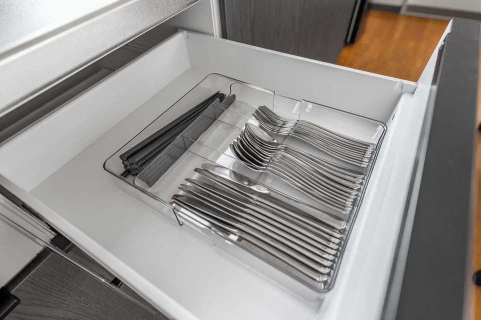 Fridge, microwave, stovetop, toaster