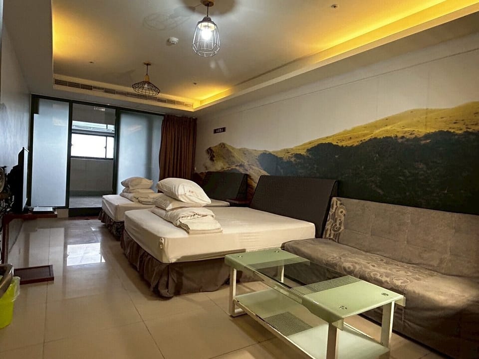 Elite Quadruple Room | Free WiFi