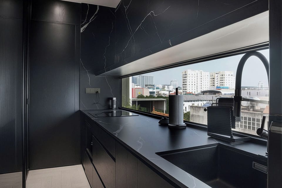 City Apartment, 1 Bedroom, City View | Private kitchen | Fridge, stovetop, dishwasher, electric kettle
