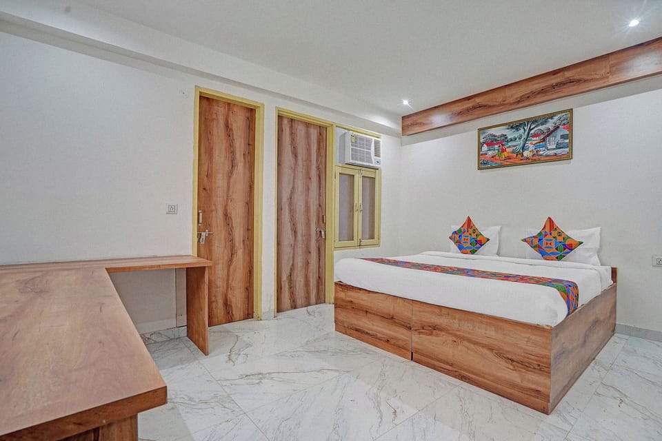 Deluxe Room | Egyptian cotton sheets, premium bedding, in-room safe, free WiFi