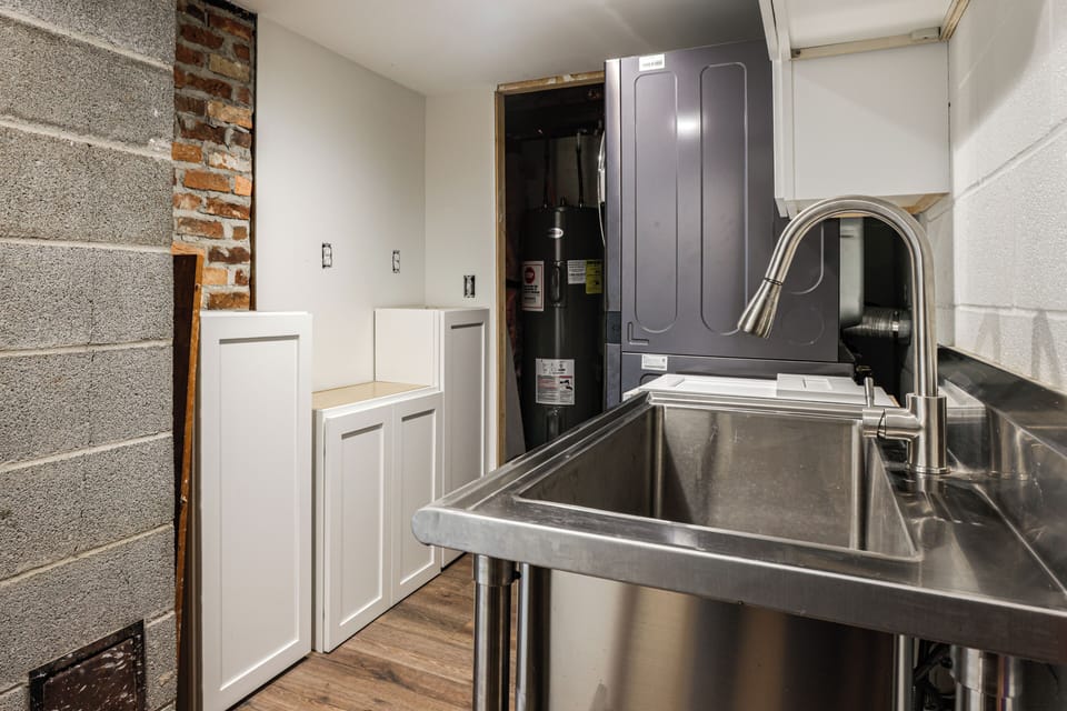 Laundry Area | Lower Floor