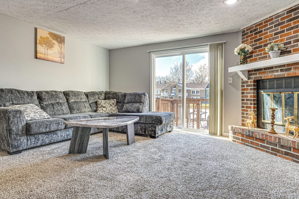 Indianapolis Vacation Rental | 2BR | 3BA | 1,520 Sq Ft | Stairs Required