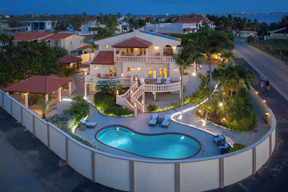 Villa (5 Bedrooms) | Property amenity