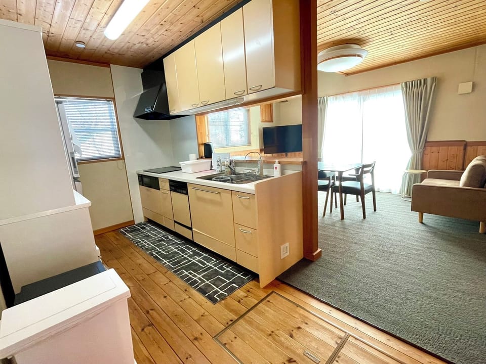 Basic Apartment, Mountain View | Living area | Flat-screen TV