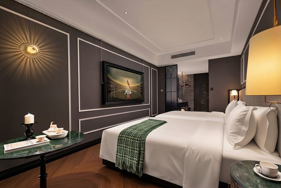 Basic Twin Room, Multiple Beds | Individually decorated, blackout drapes, soundproofing