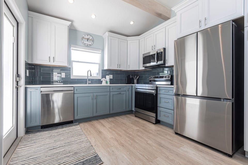06 Kitchen