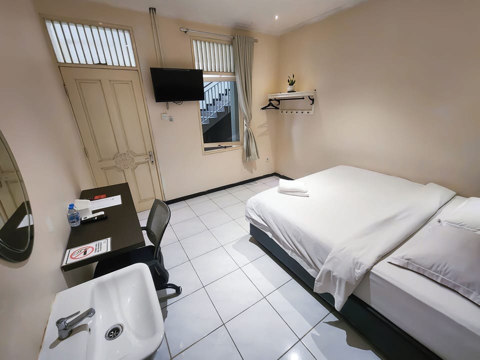 Superior Double Room | Desk, free WiFi