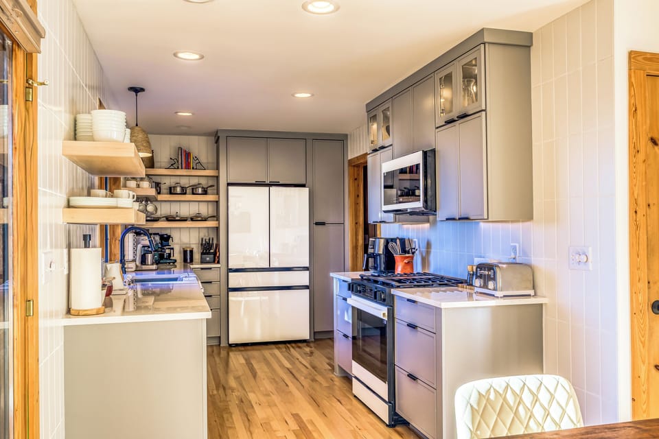 Fully stocked kitchen