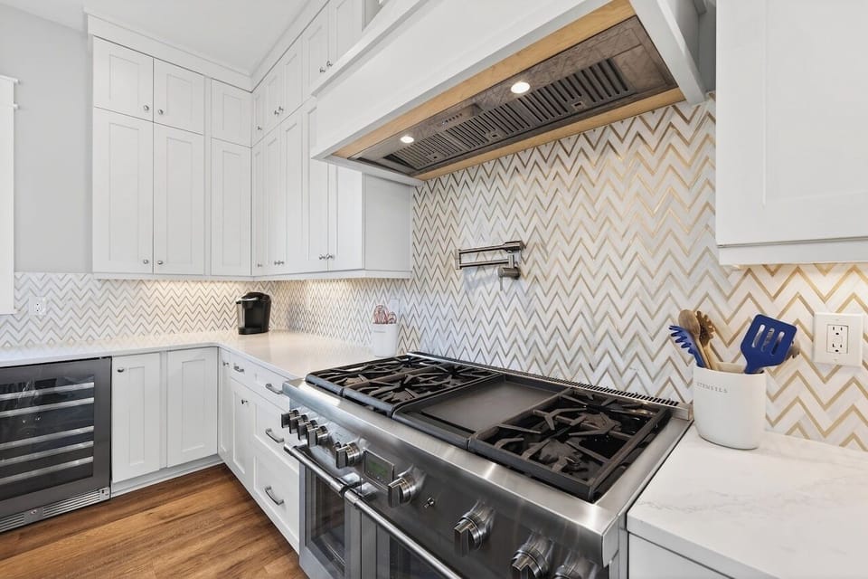 Chef's Kitchen | Southern Grace | 6 23rd Ave. | Isle of Palms, SC | IOP Escapes
