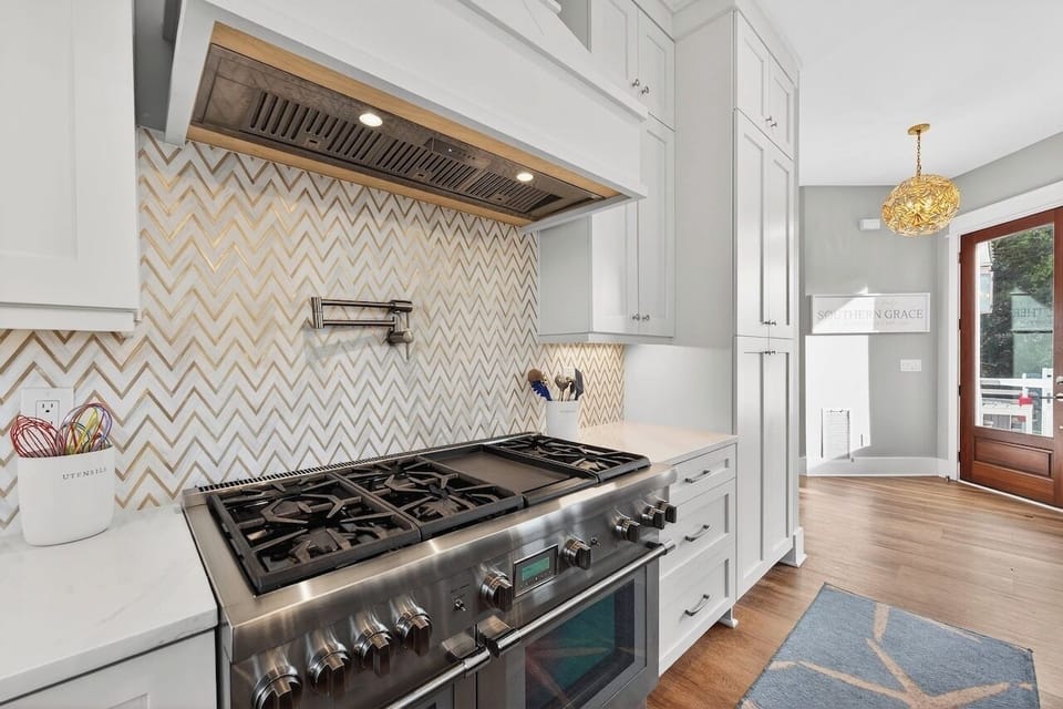 Chef's Kitchen | Southern Grace | 6 23rd Ave. | Isle of Palms, SC | IOP Escapes