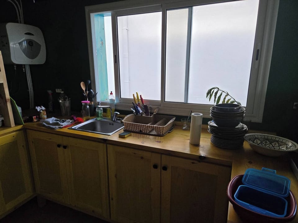 Apartment, 2 Bedrooms, Smoking, Balcony | Living room