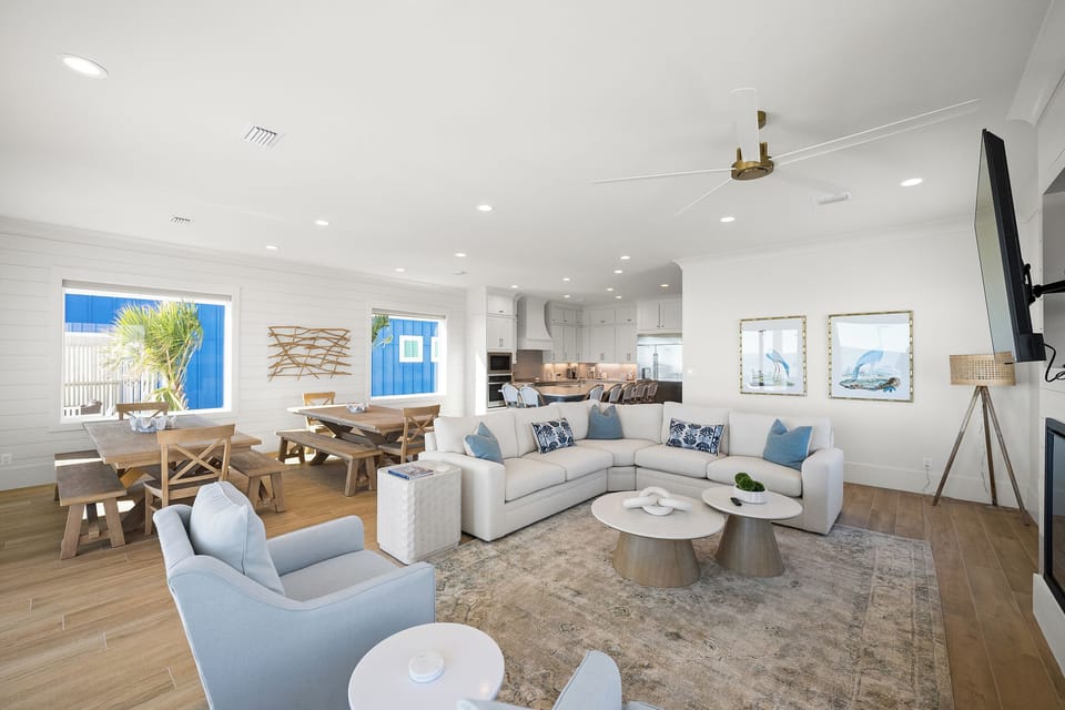 Coastal decor throughout and open-living concept on the main floor