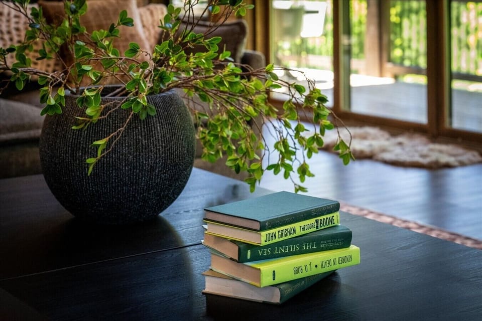 From cozy décor to inviting touches throughout the cabin, every detail has been thoughtfully selected to create a warm and welcoming mountain retreat.
