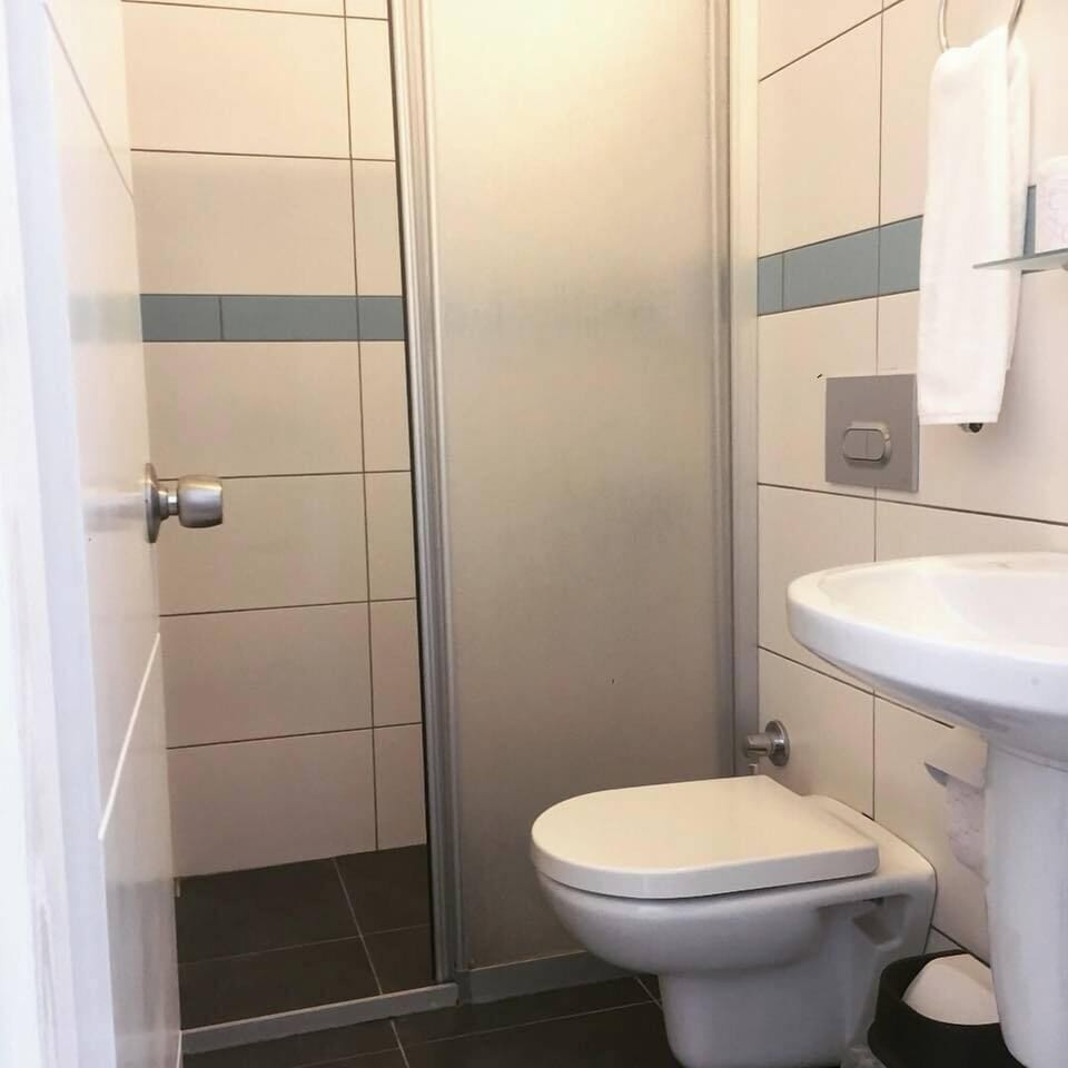 Double or Twin Room, 1 Double or 2 Twin Beds | Bathroom | Free toiletries, hair dryer, slippers, towels
