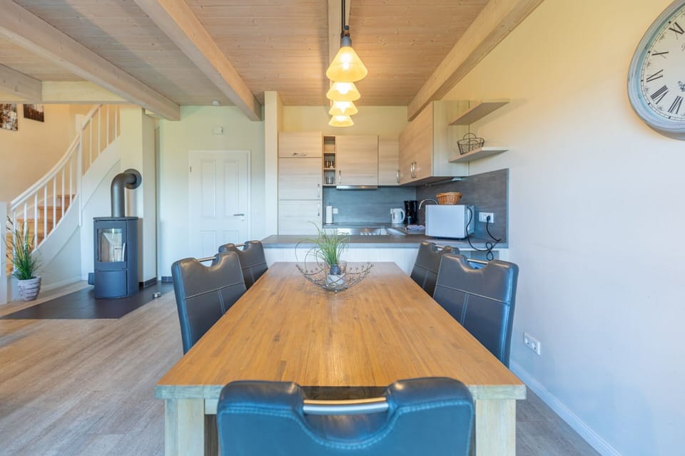 House | Dining