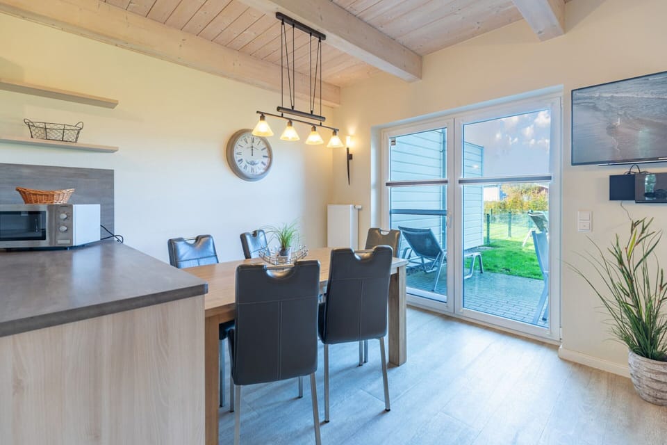 House | Dining