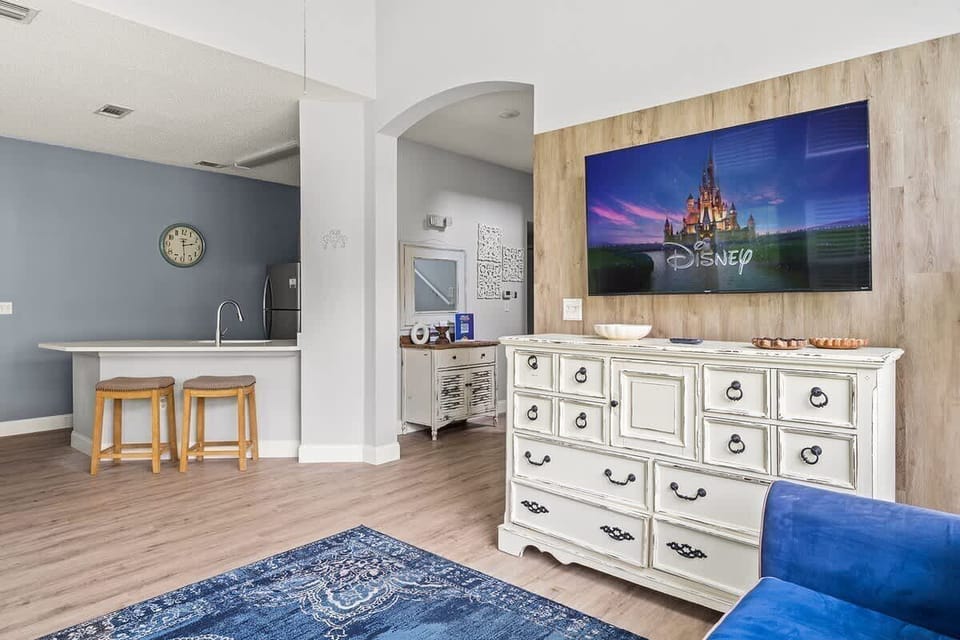Communal lounge / TV room,Living Room