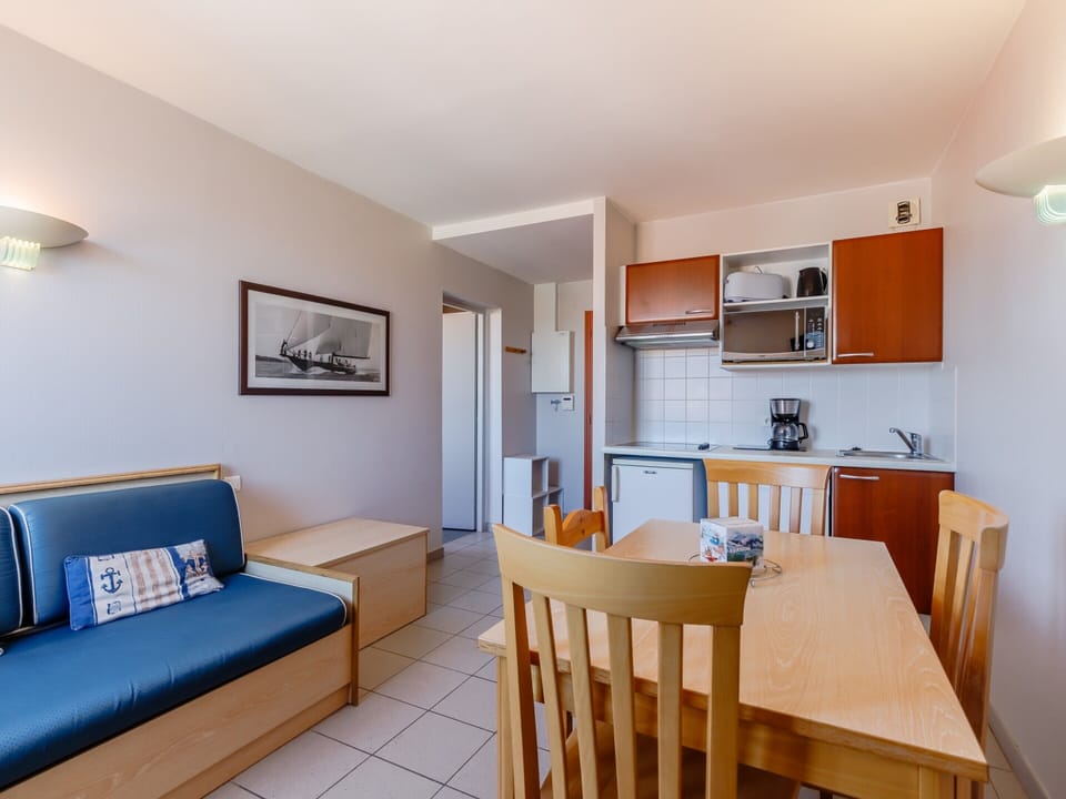 Apartment | Dining