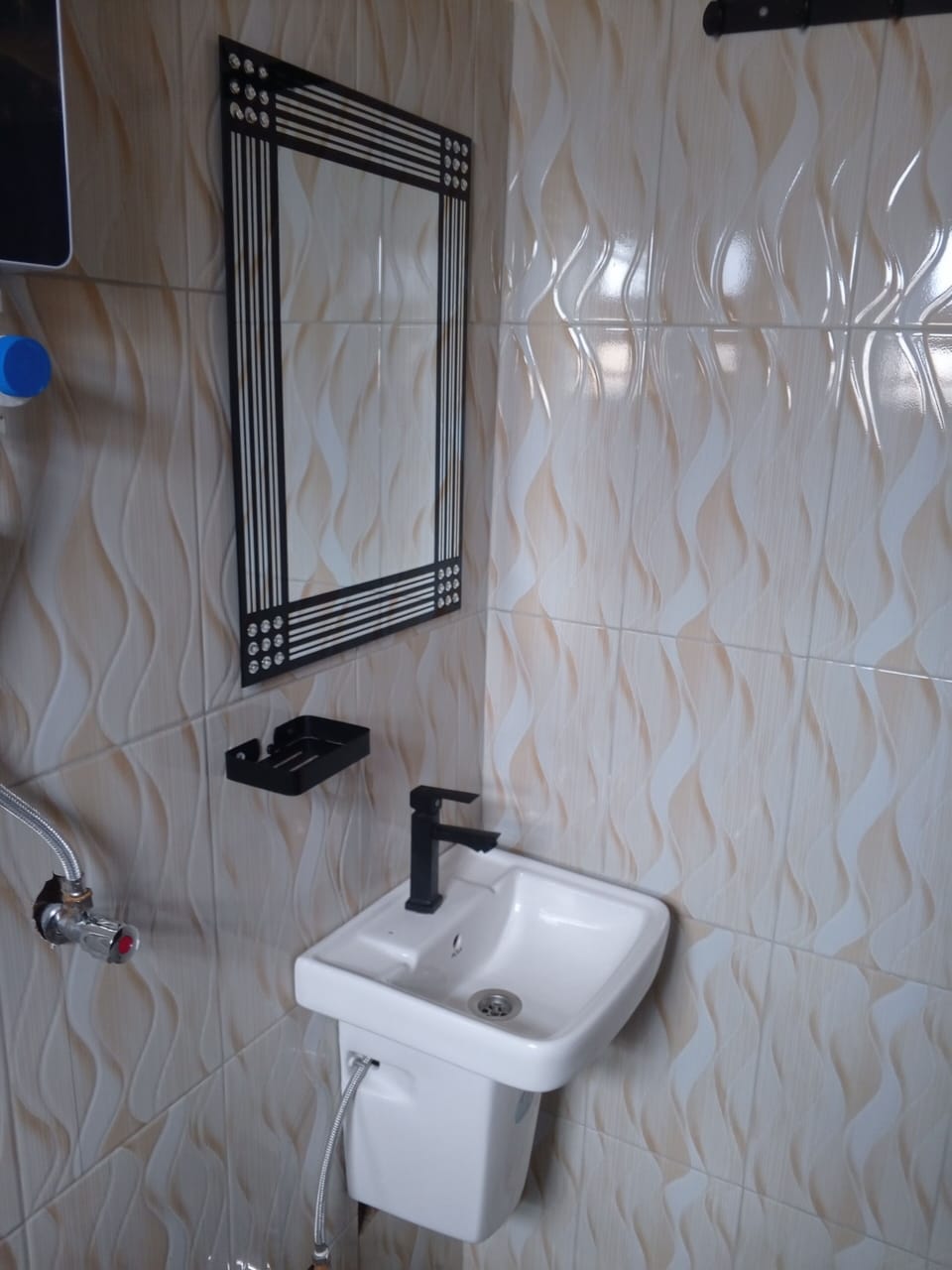 Prestige Suites Kamwenge Hotel in Uganda