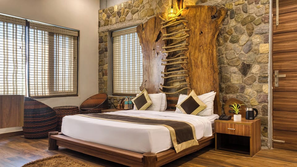 Traditional Room, Balcony | Desk, laptop workspace, iron/ironing board, free WiFi