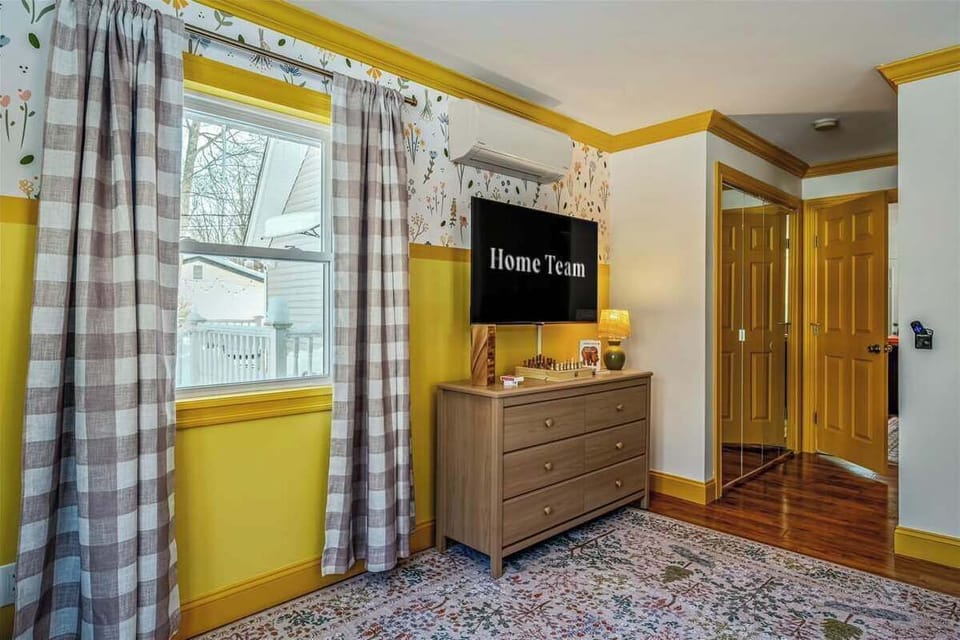 Your favorite shows, movie marathons, or late-night laughs—this bedroom TV has you covered for all cozy nights in.