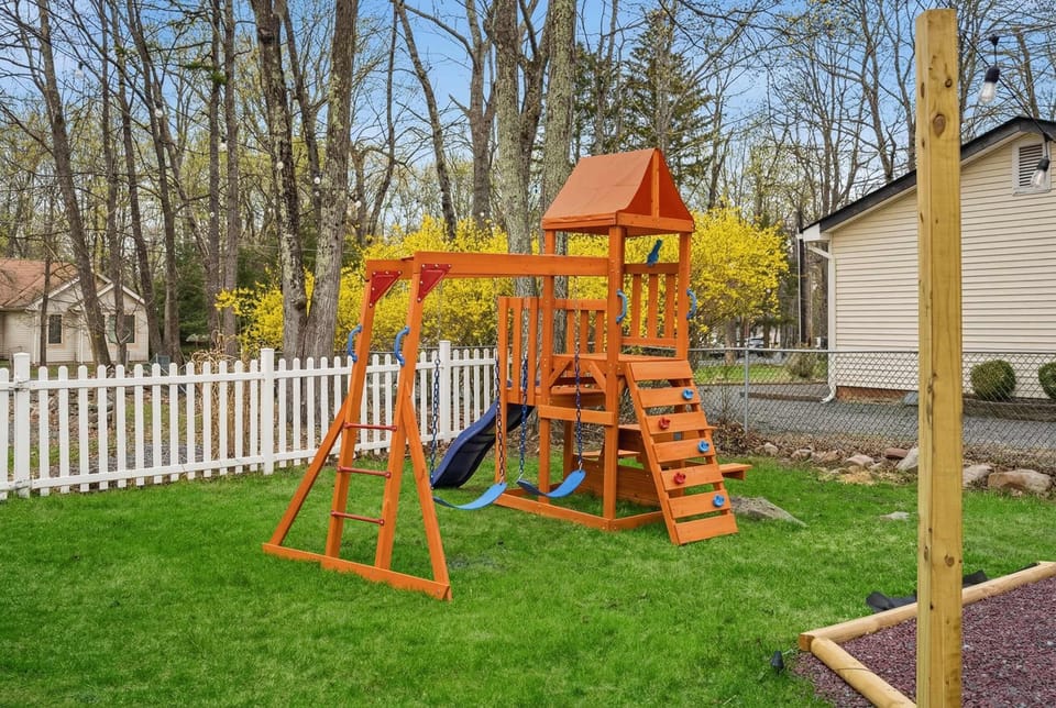 Slides, swings, and endless giggles await! Let the kiddos burn off energy while the grown-ups kick back and relax. Vacation win-win!