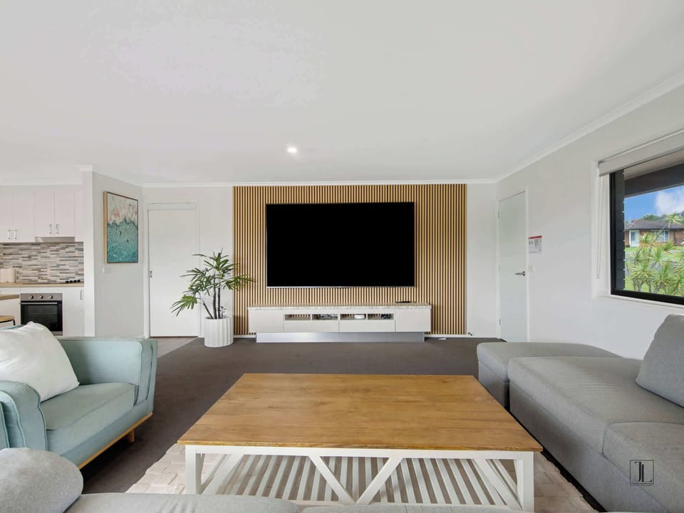Loungeroom