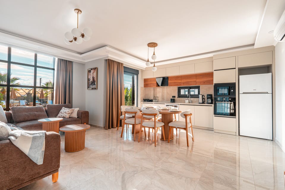 Comfort Villa, 3 Bedrooms, Balcony, Sea View | Interior