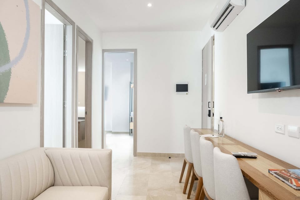Functional and well-equipped room