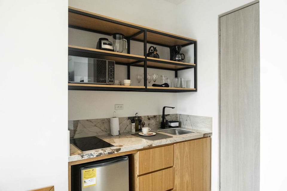 Fully equipped modern kitchenette.