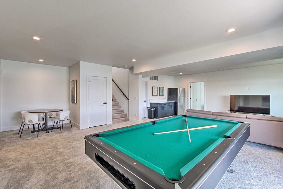 Game Room | Lounge Setup | Bar Area Nearby | Open Basement Layout