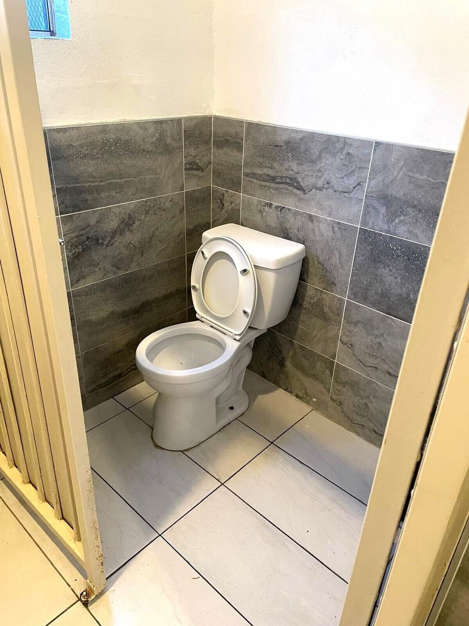 Free toiletries, soap, toilet paper